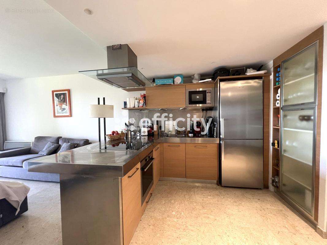Appartement à LE CANNET