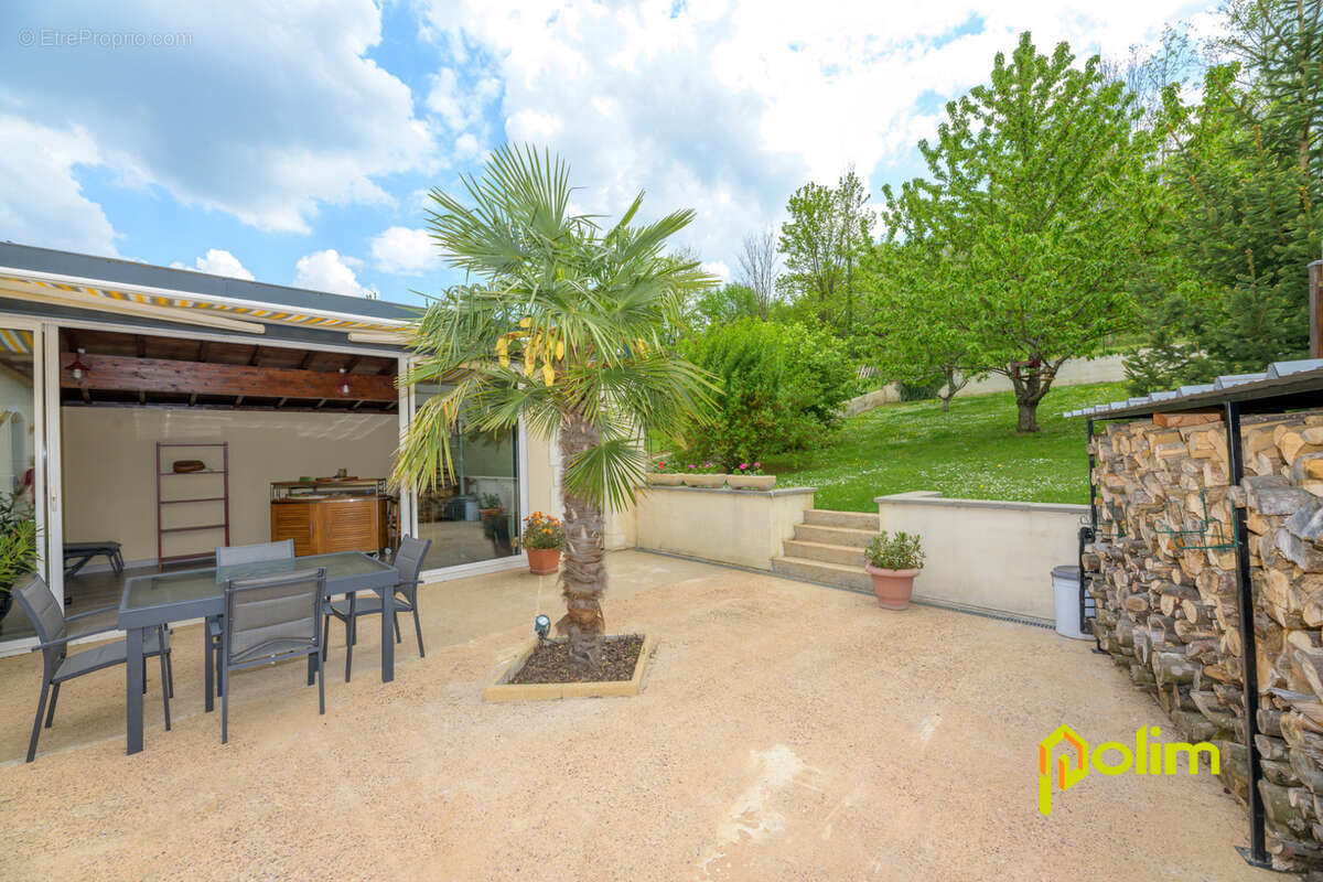 superbe villa F6 avec piscine intérieure - photo 4