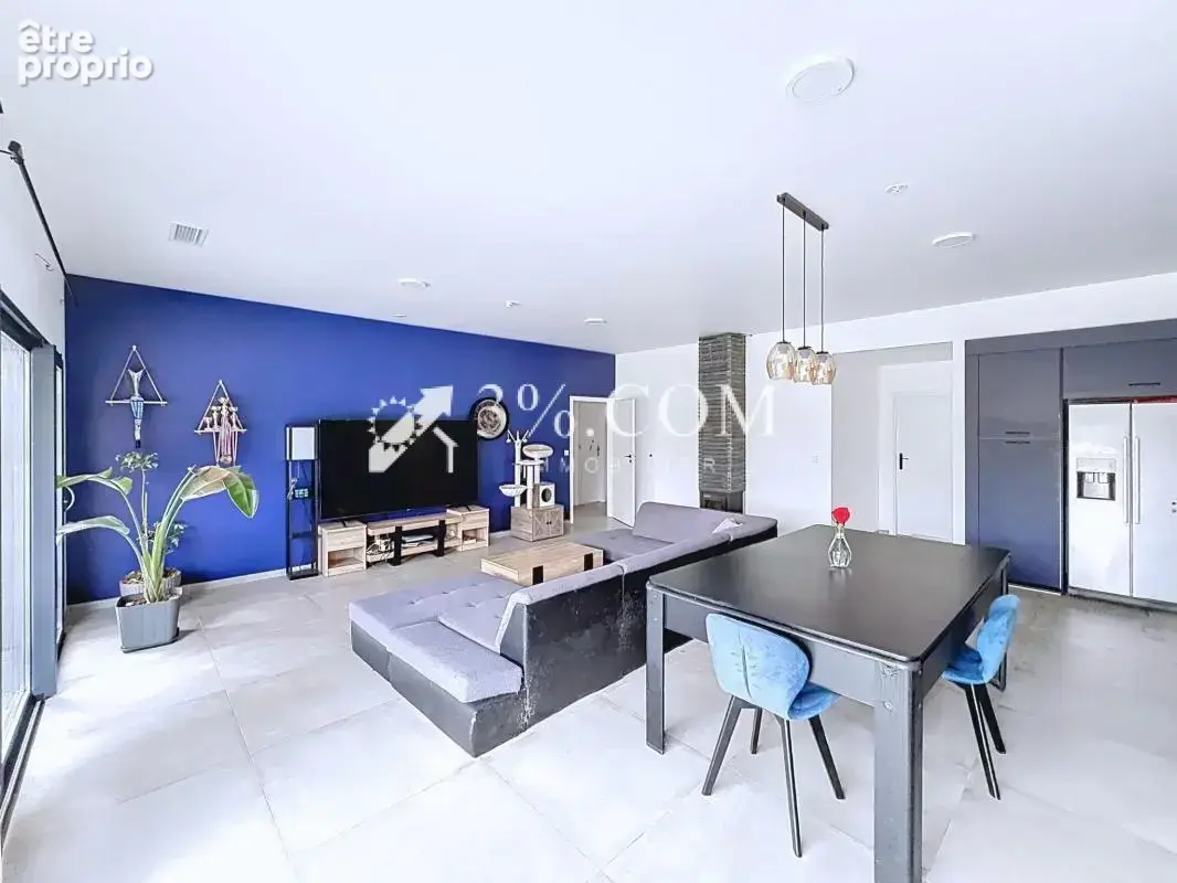 Belle maison contemporaine 6 pièces de 148 m2 avec piscine - photo 16
