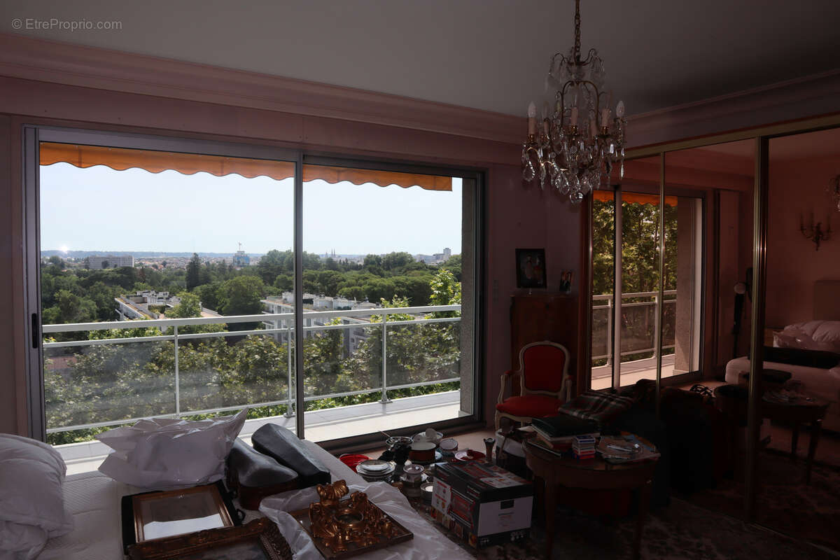 Exclusif - cauderan - parc bordelais - t5 avec grand balcon - cave et parking - photo 20
