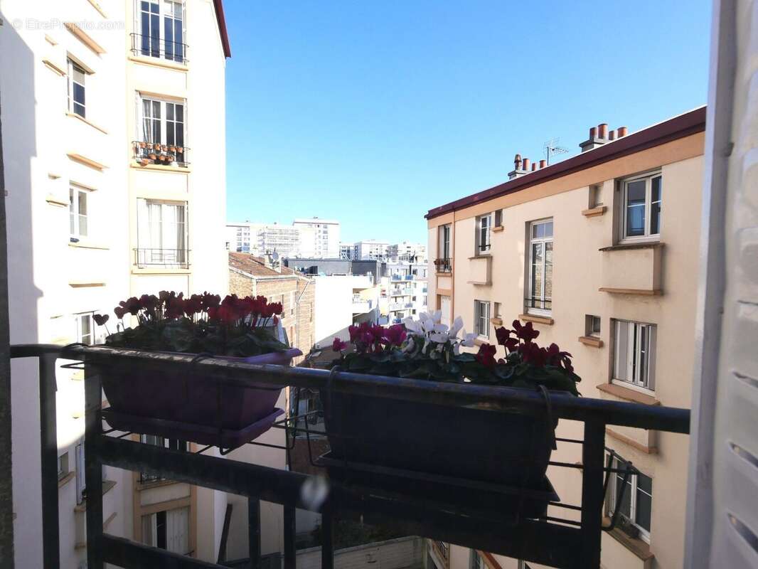 Appartement à SURESNES