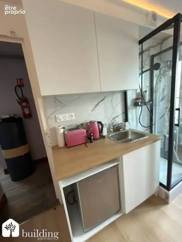 Batignolles Cardinet Paris 17ème - Studio meublé 8,85 m² habitables - photo 3