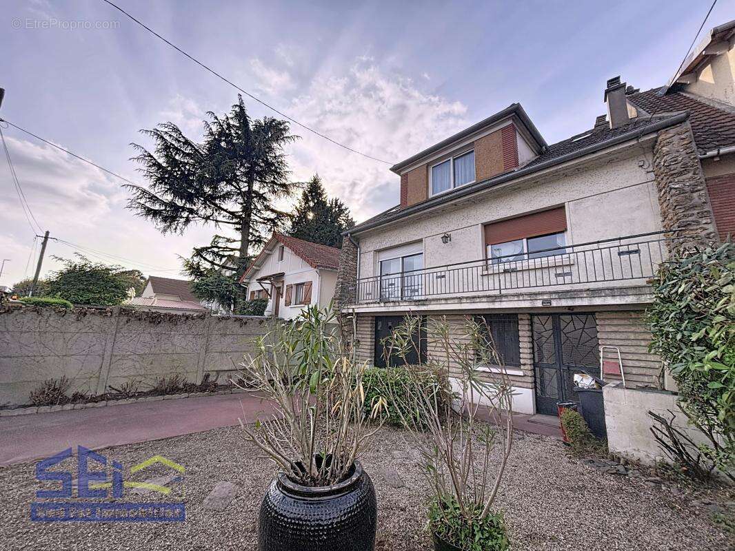 Maison à VILLIERS-SUR-MARNE