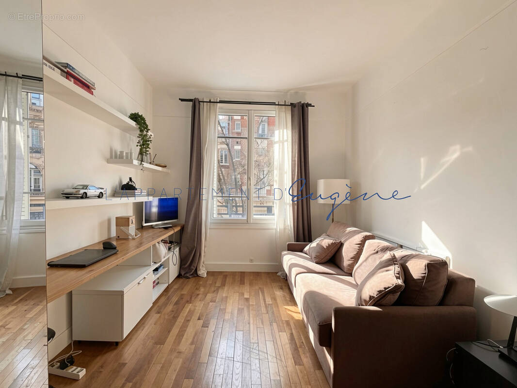 Appartement à PARIS-11E