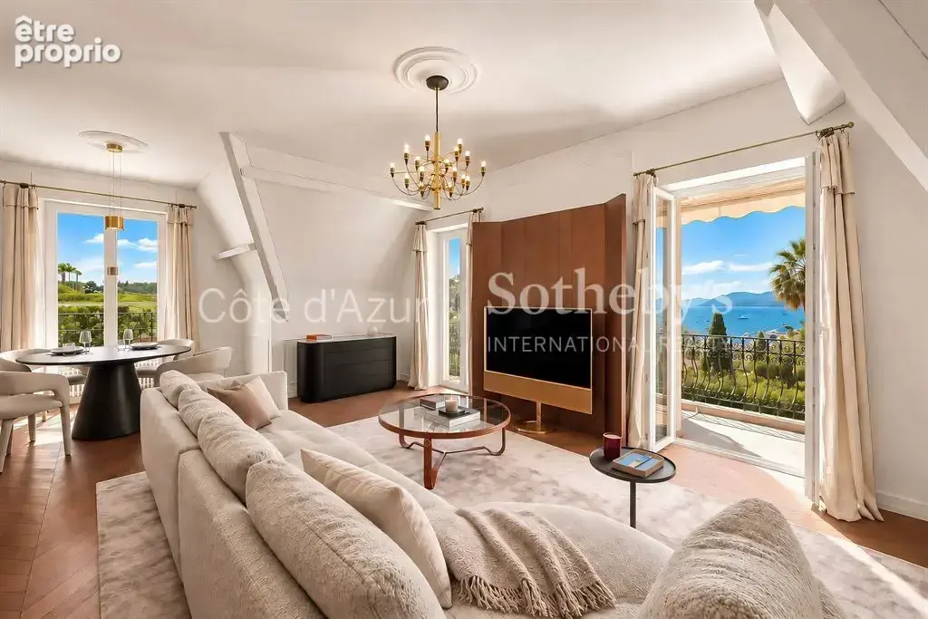 Cannes Californie, appartement en duplex rénové avec vue panoramique sur la Méditerranée - photo 2