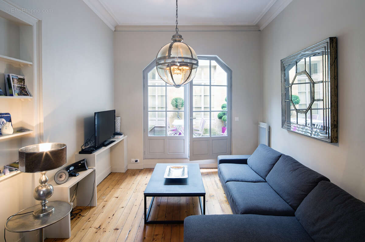 4 pièces de charme avec terrasses - Quartier Pey Berland - photo 2