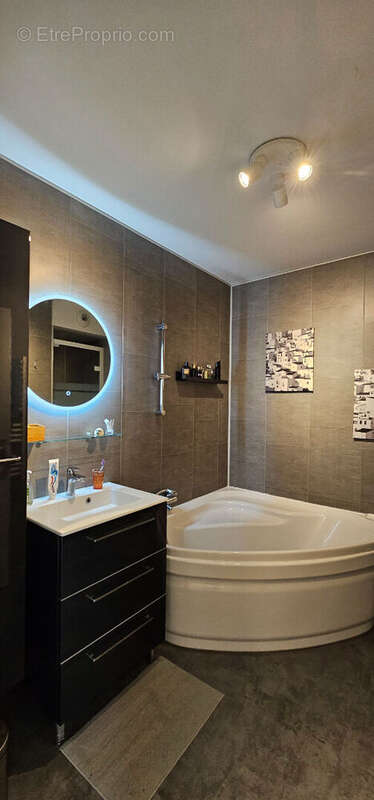 Maison à SAINTE-PAZANNE