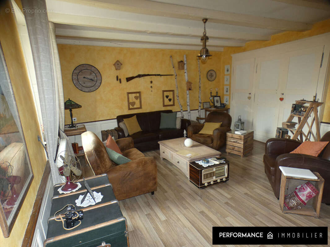 Maison à ALLAMPS