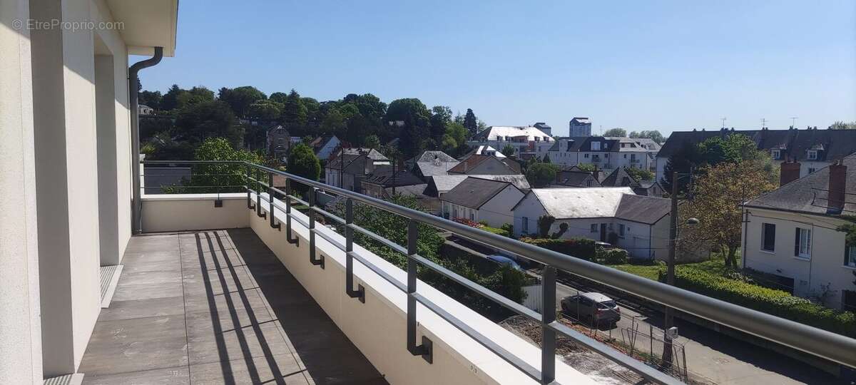 Appartement 101 m² à Saint-Cyr-Sur-Loire  - photo 5
