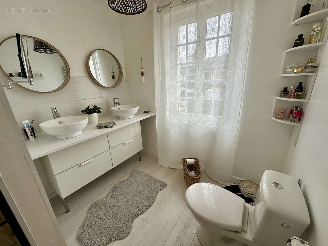 Maison à SAINT-NICOLAS-D'ALIERMONT