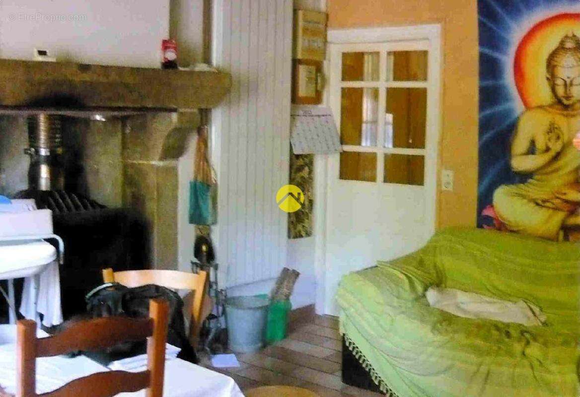 Maison à DUN-LE-PALESTEL