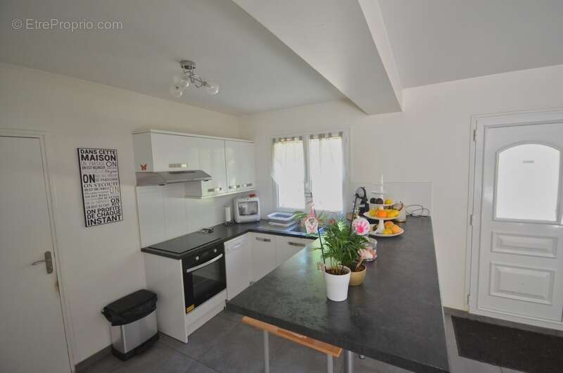 REBAIS (77) à vendre  belle maison contemporaine de 135 m² - photo 5