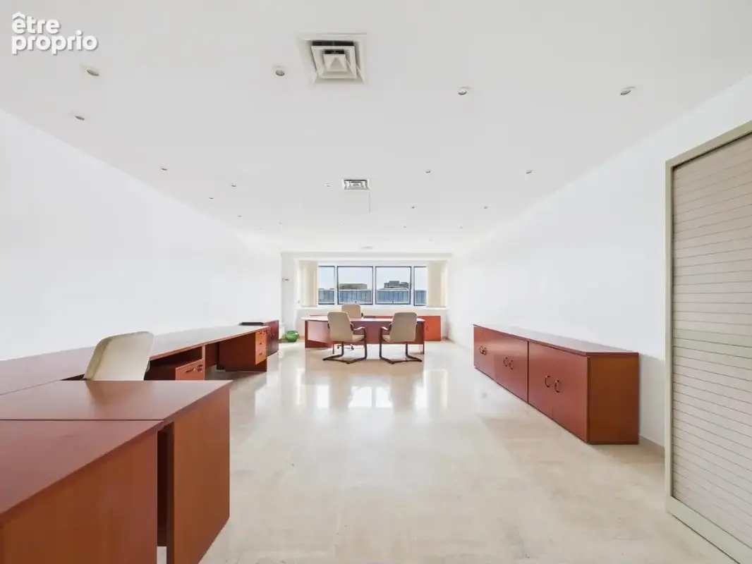 Bureau - Avenue du Docteur Lefebvre - VILLENEUVE LOUBET - photo 3