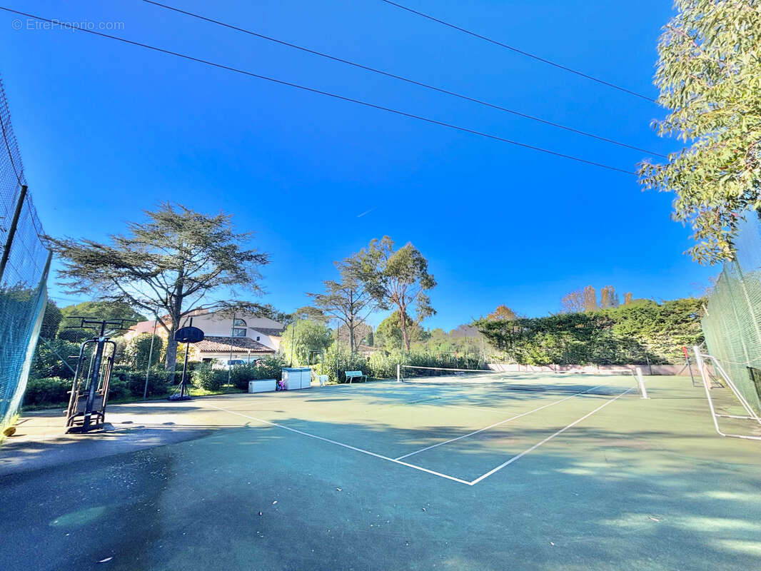 Mougins vieux village villa individuelle t7 au calme 600m2 parc de 7770m2 piscine tennis - photo 8