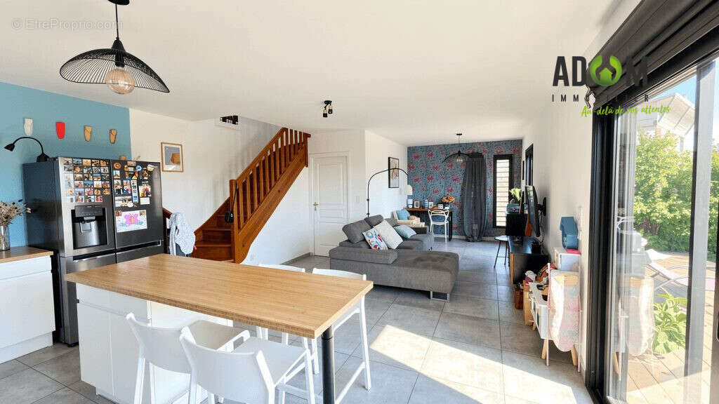 Maison à LE PORT