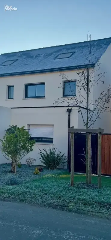 Maison à VERN-SUR-SEICHE