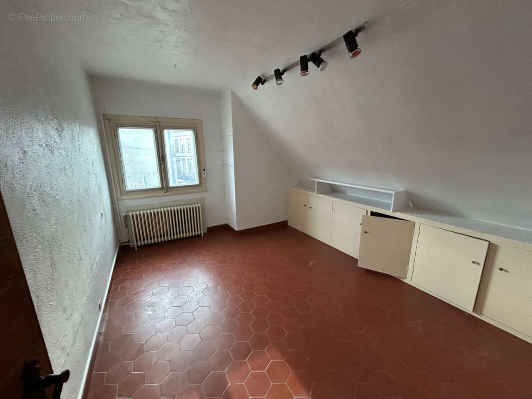 Maison à SAINT-AMAND-LES-EAUX