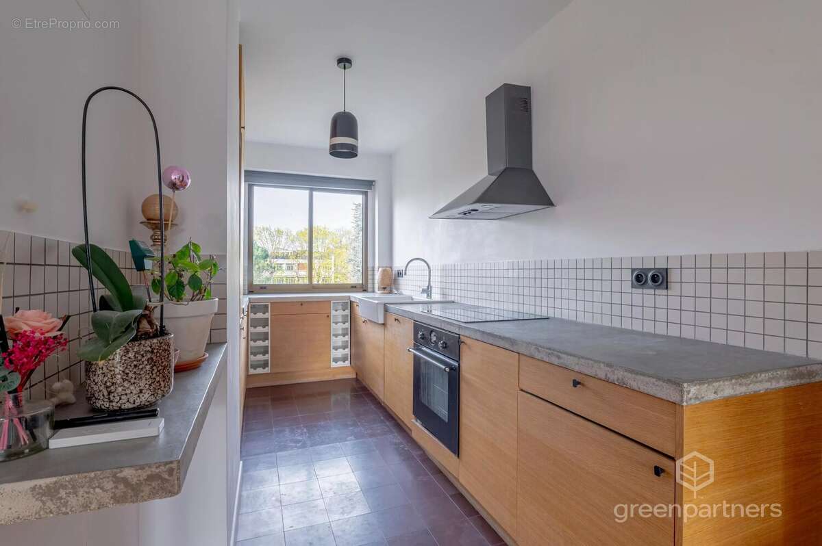Appartement à NEUILLY-SUR-SEINE