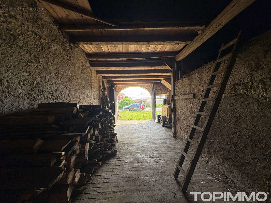 Corps de ferme à rénover - Vaudeville - photo 2