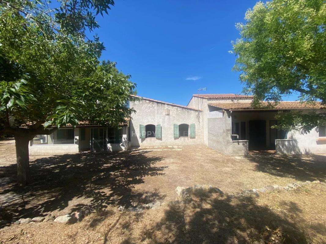 Ensemble immobilier Alpilles Sud sur terrain de 3627 M2 - photo 7