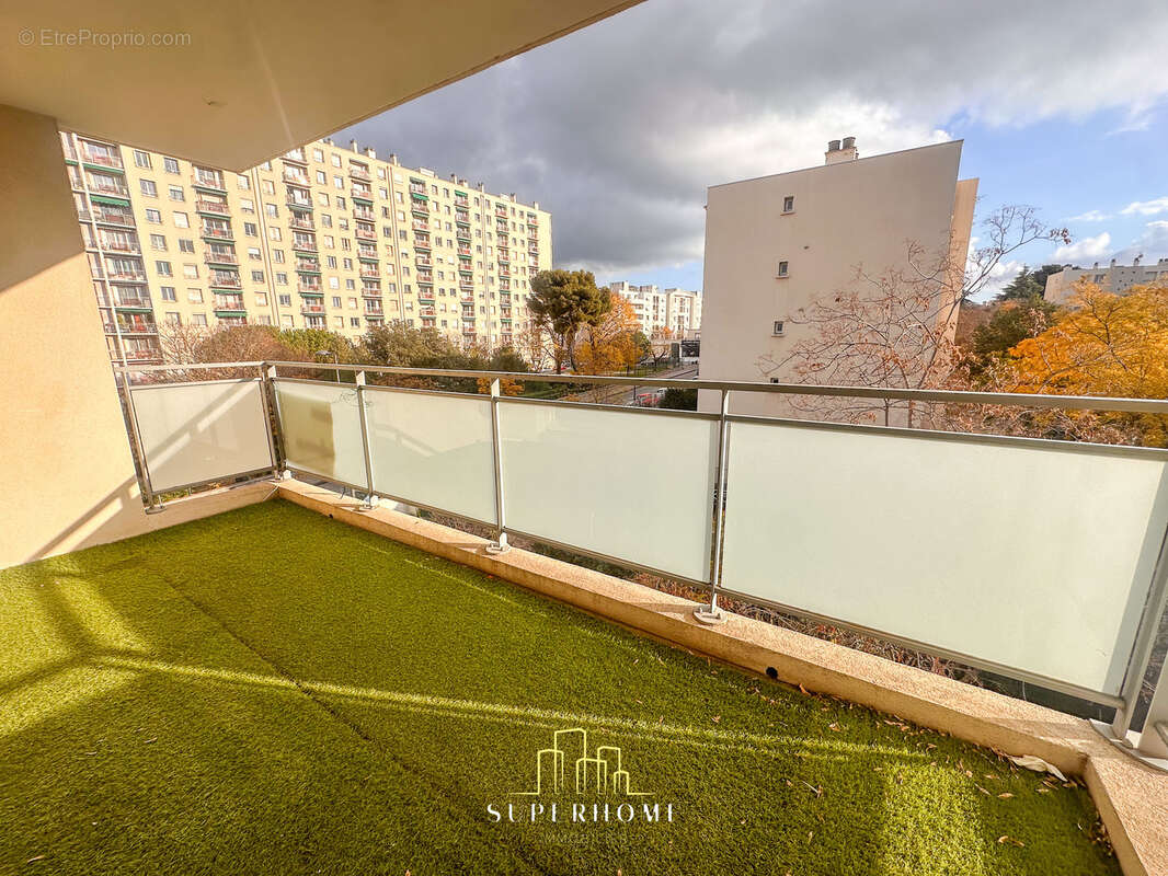 Appartement à MARSEILLE-9E