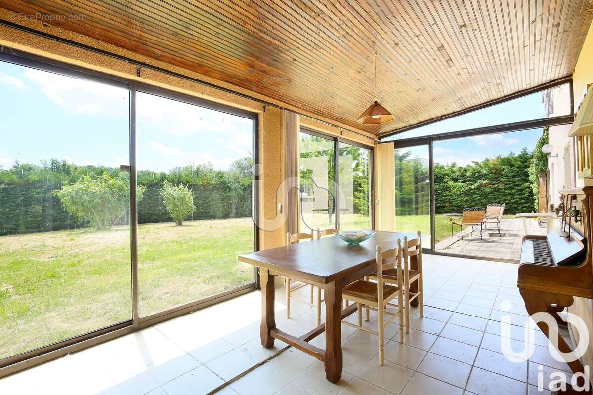 Photo 2 - Maison à MONTBERON