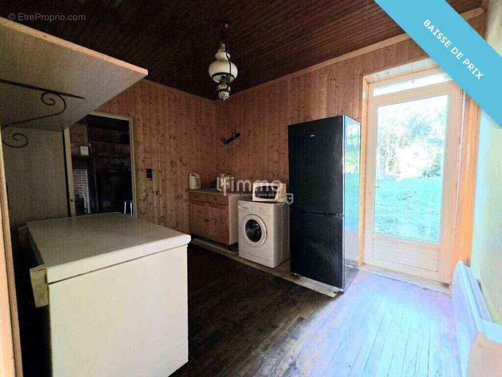 Maison à NOTRE-DAME-DE-SANILHAC