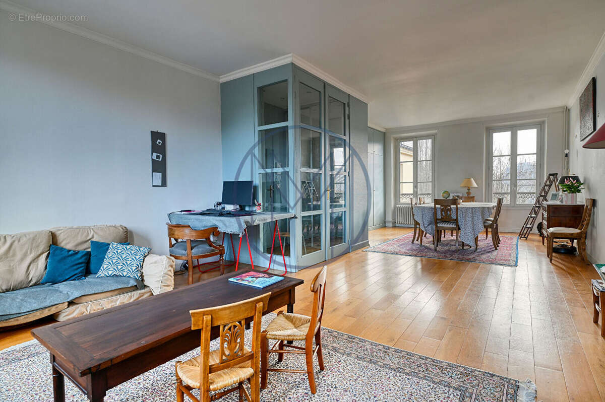 Appartement à VERSAILLES