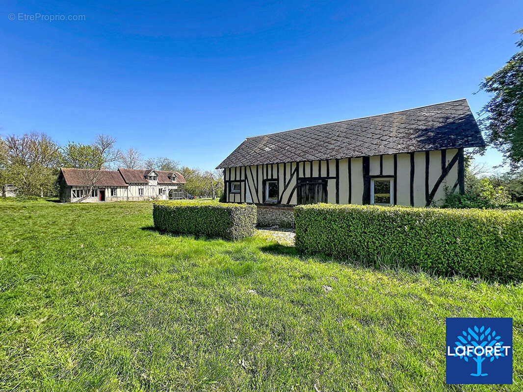 Maison à BERNAY