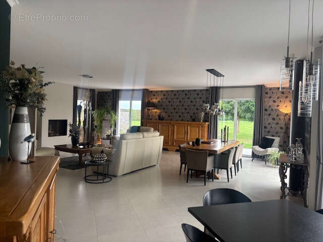 Maison à FONTAINE-NOTRE-DAME