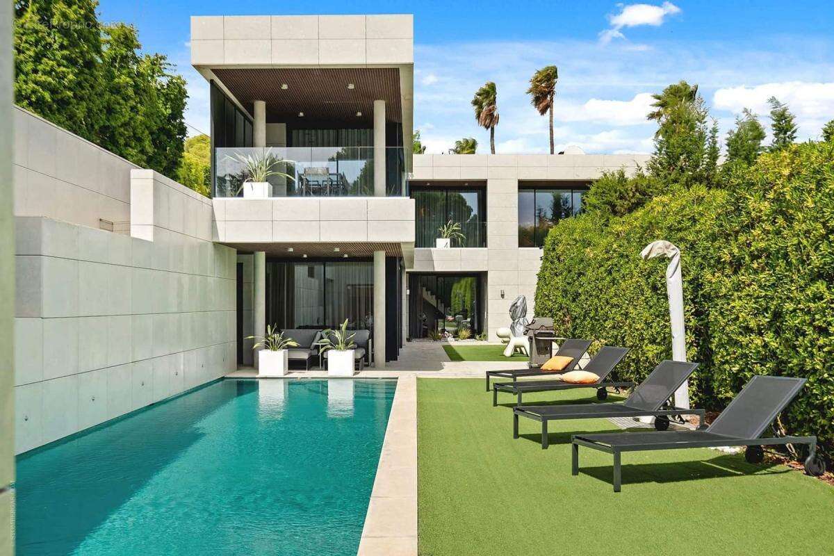 NICE Mont Boron - Villa moderne avec vue imprenable sur la mer - photo 2