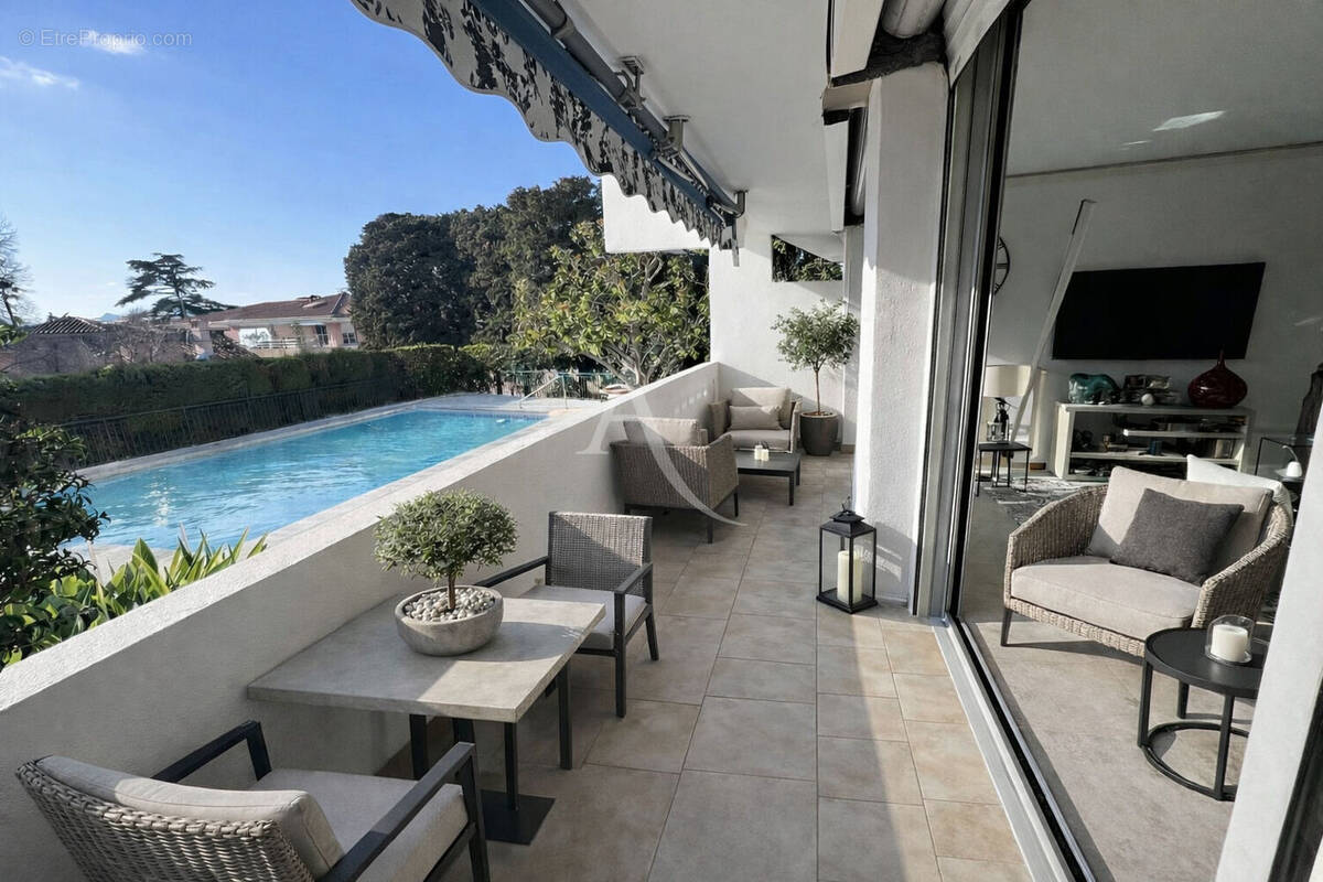 Appartement à CANNES