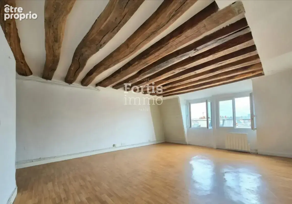 Paris 2 - duplex de 3 pieces, dernier etage avec vue degagee - photo 2