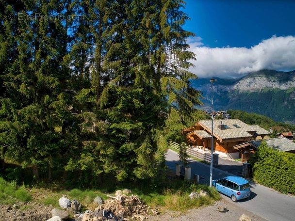 Appartement à ARACHES-LA-FRASSE