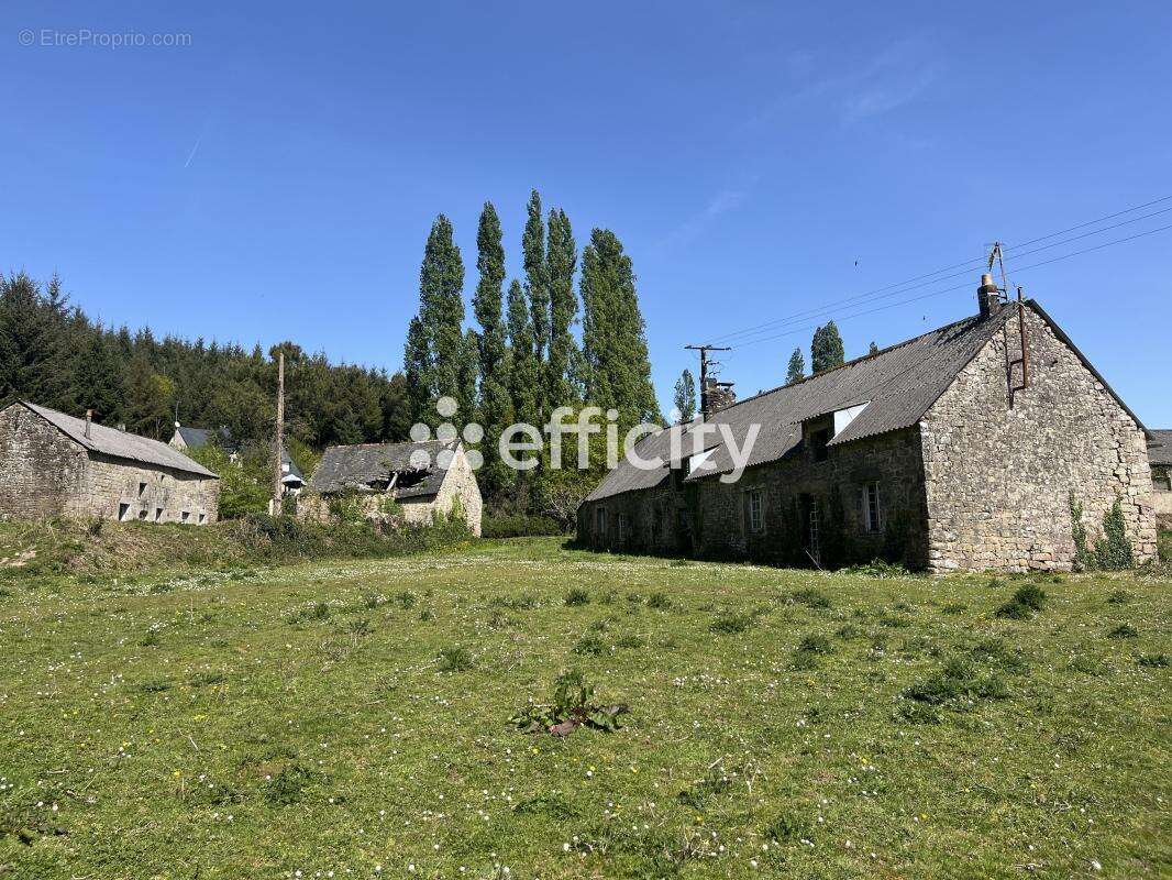 Maison à SEGLIEN