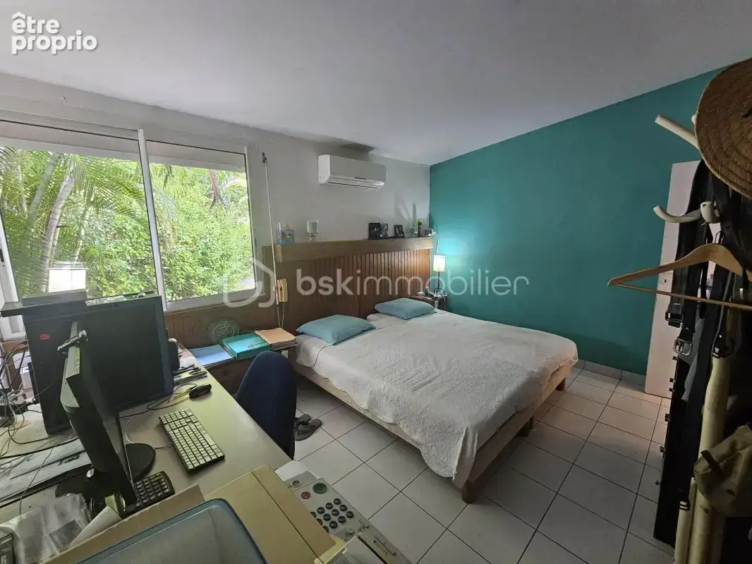 Maison  226 m2 avec pisicine et terrain 3000 m2 - photo 15
