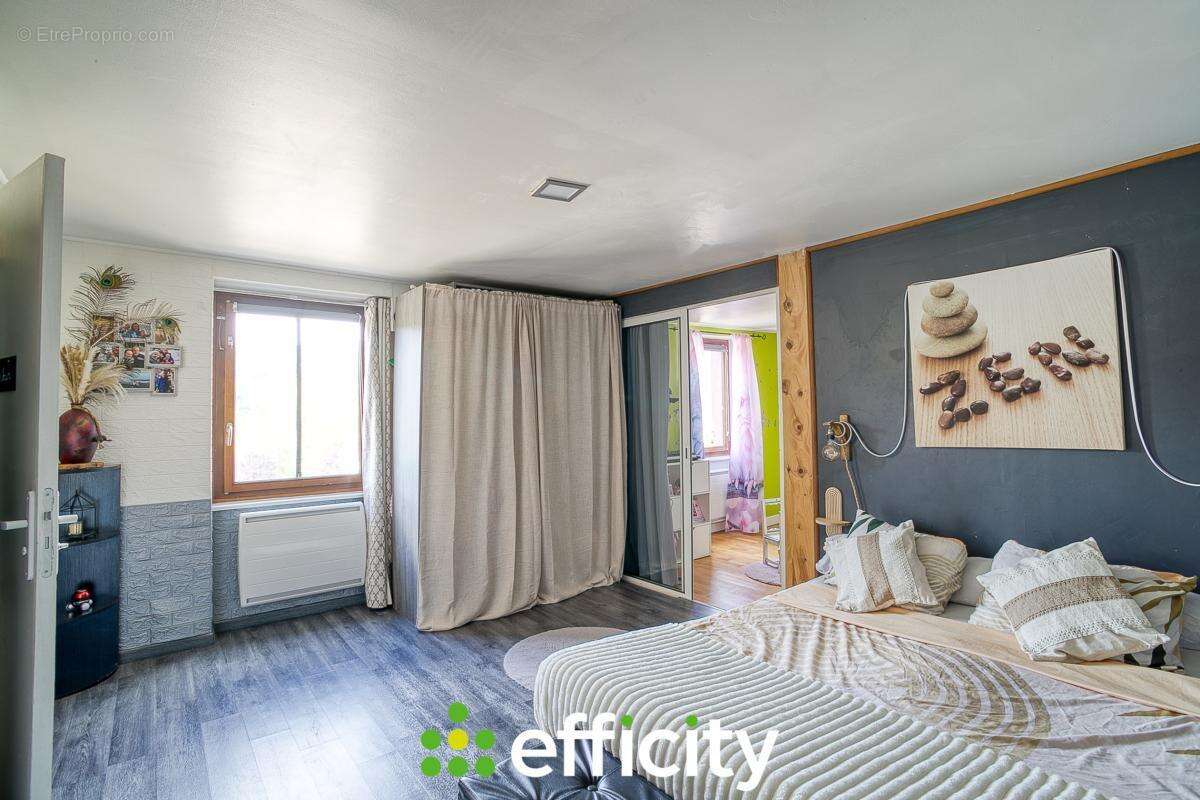Appartement rénové - photo 16
