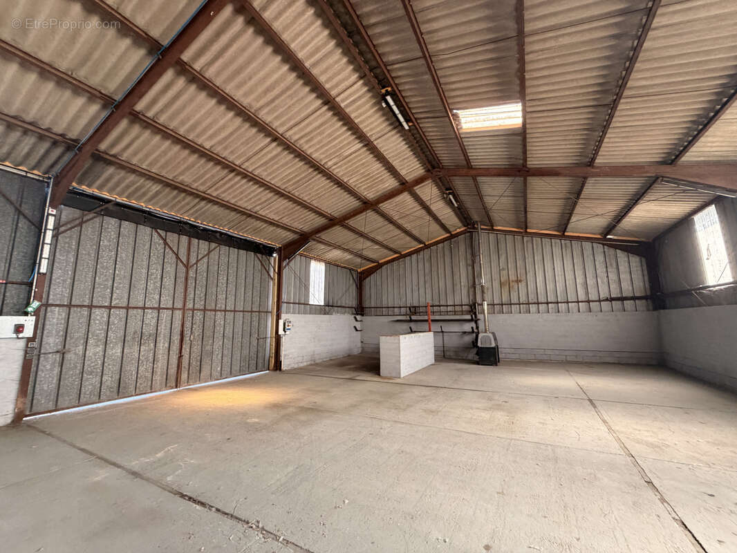 Bâtiment de 350 m2 à Essigny-le-Grand (proche Saint-Quentin) - photo 8
