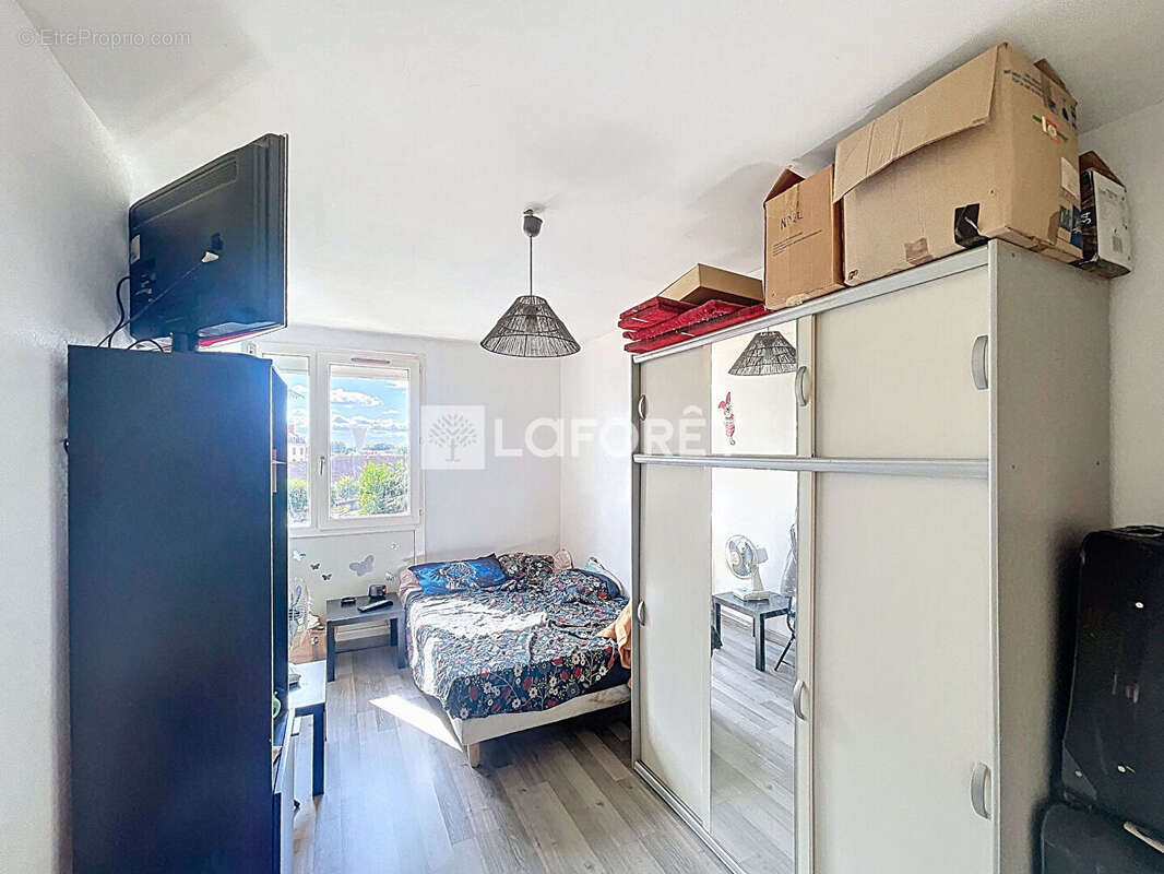 Appartement Castelsarrasin 3 pièces 63.76 m2 loi carrez - Cave & Place de parking - photo 5