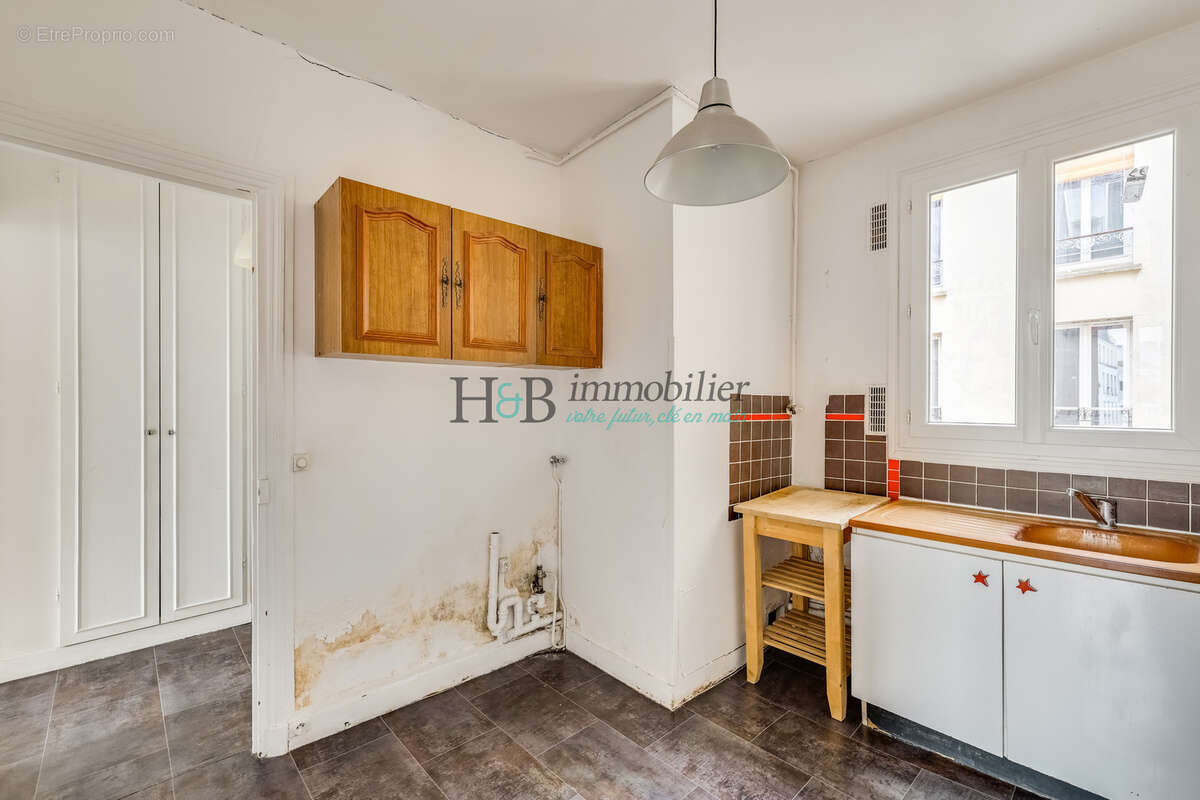 Appartement à PARIS-11E