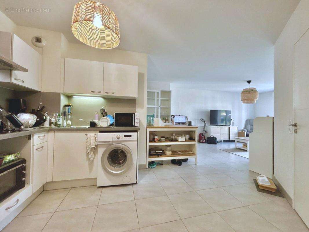 Appartement À Vendre - photo 5