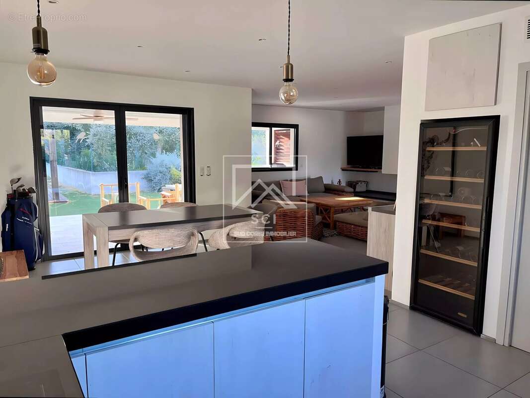 Maison à PORTO-VECCHIO