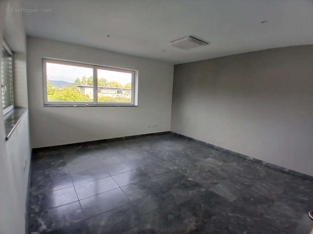 Commerce à WETTOLSHEIM