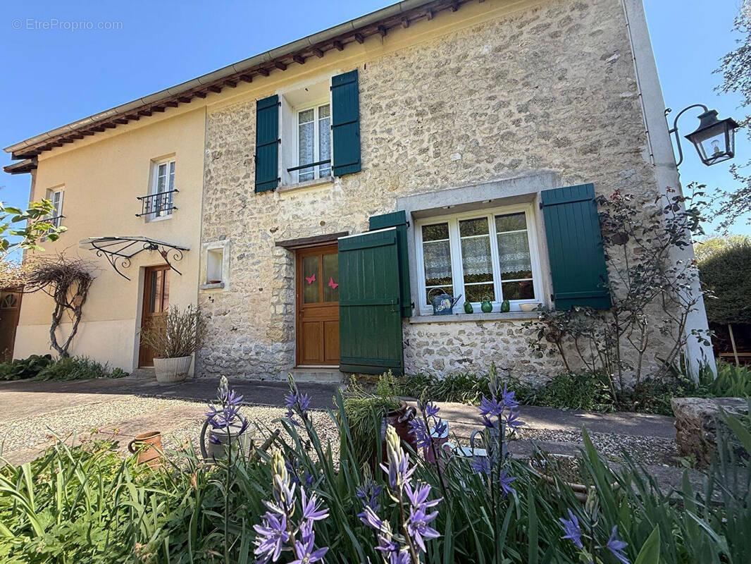 Maison à CROUY-SUR-OURCQ