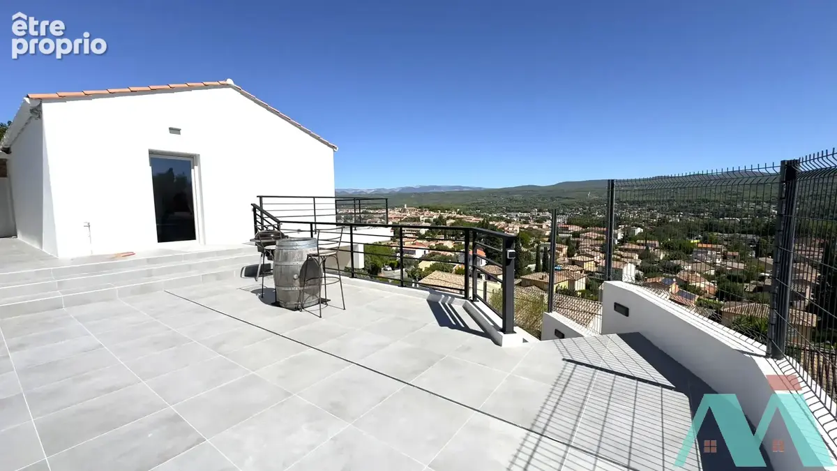 Appartement à LE BEAUSSET