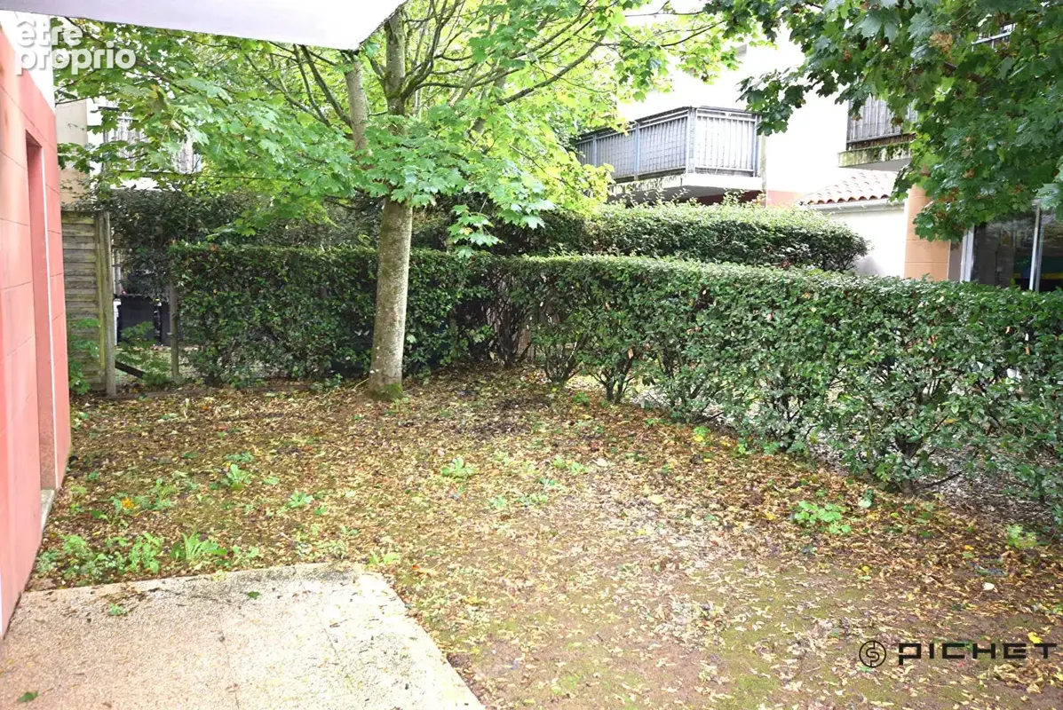 Appartement récent T3 avec grand jardin et parkings - photo 2