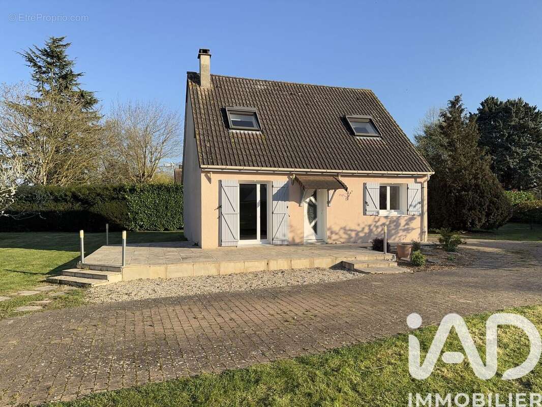 Photo 2 - Maison à CIERREY