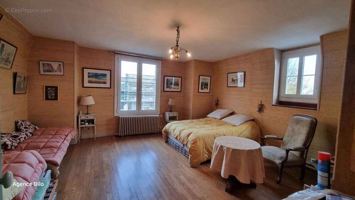 Maison à SAINT-FLORENTIN