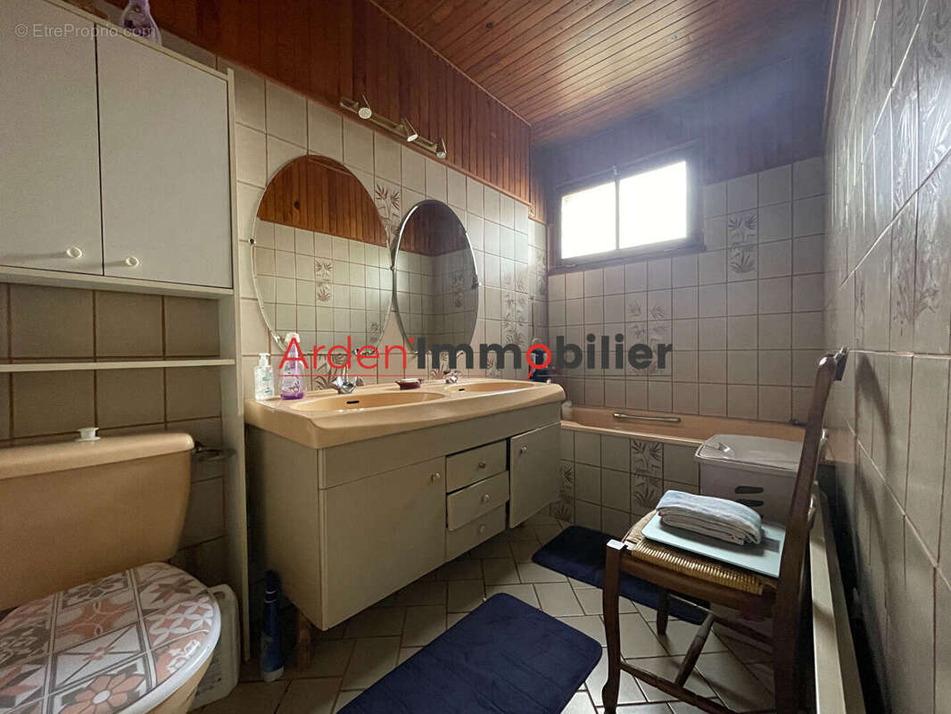 Maison à CHATEAU-PORCIEN