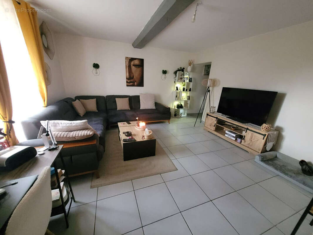 Maison à JOUARRE